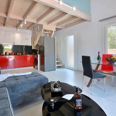 Ventus Sleeps 7 With Parking Episkopiana (Corfu)