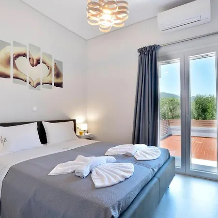 Villa Ventus Sleeps 7 With Parking * Episkopiana (Corfu)