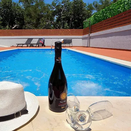 Ventus Sleeps 7 With Parking Villa Episkopiana (Corfu)