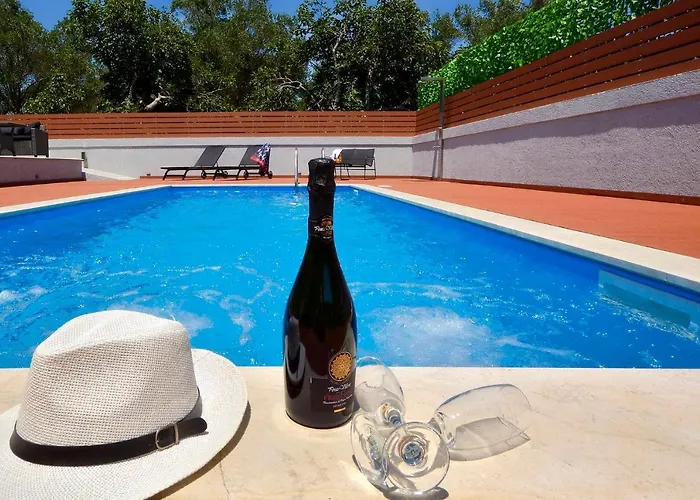 Ventus Sleeps 7 With Parking Villa Episkopiana (Corfu)