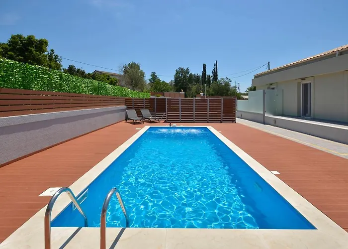 Ventus Sleeps 7 With Parking * Episkopiana (Corfu)